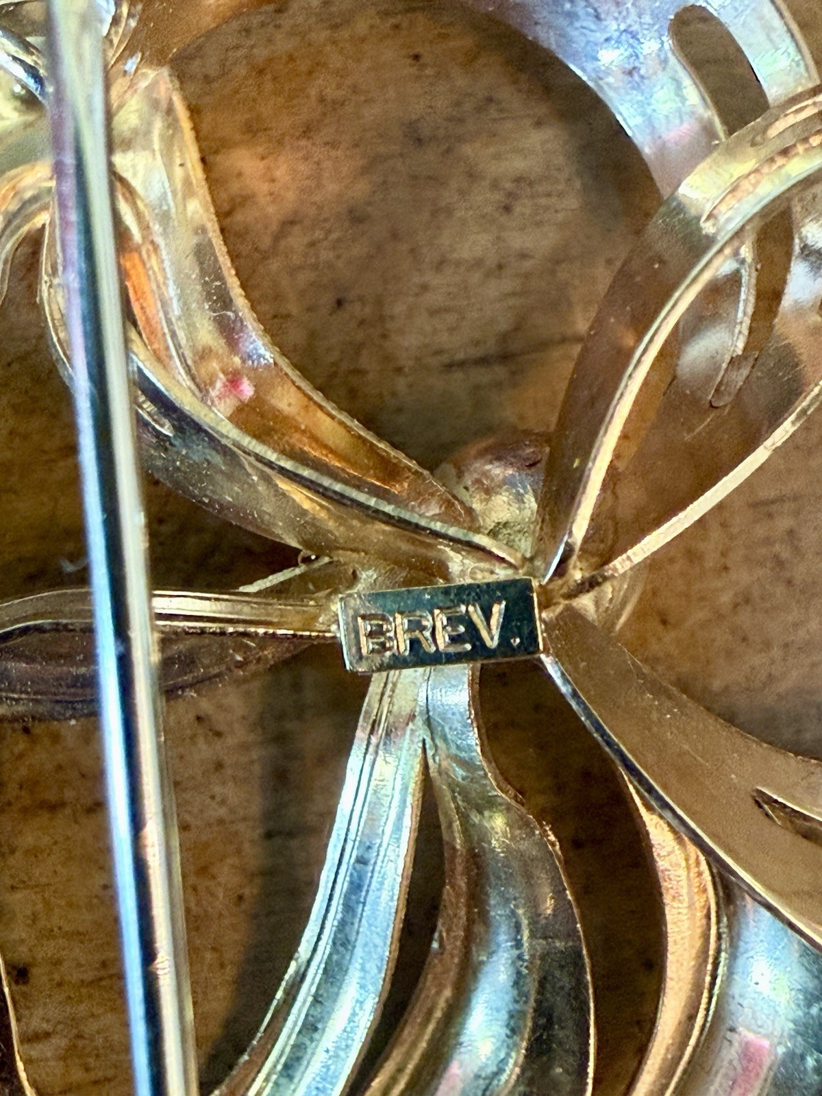Vintage UNOAERRE 18K Gold Brooch Pin 750 AR BREV Italy 6.27g