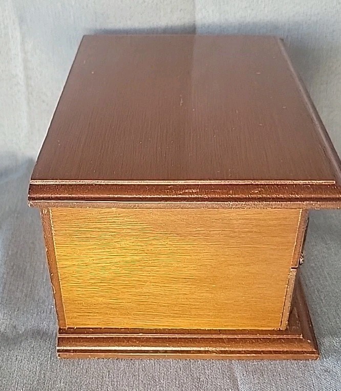 Vintage Wood Centurion Jewelry Box Imports Taiwan Velvet Lined 1970’s