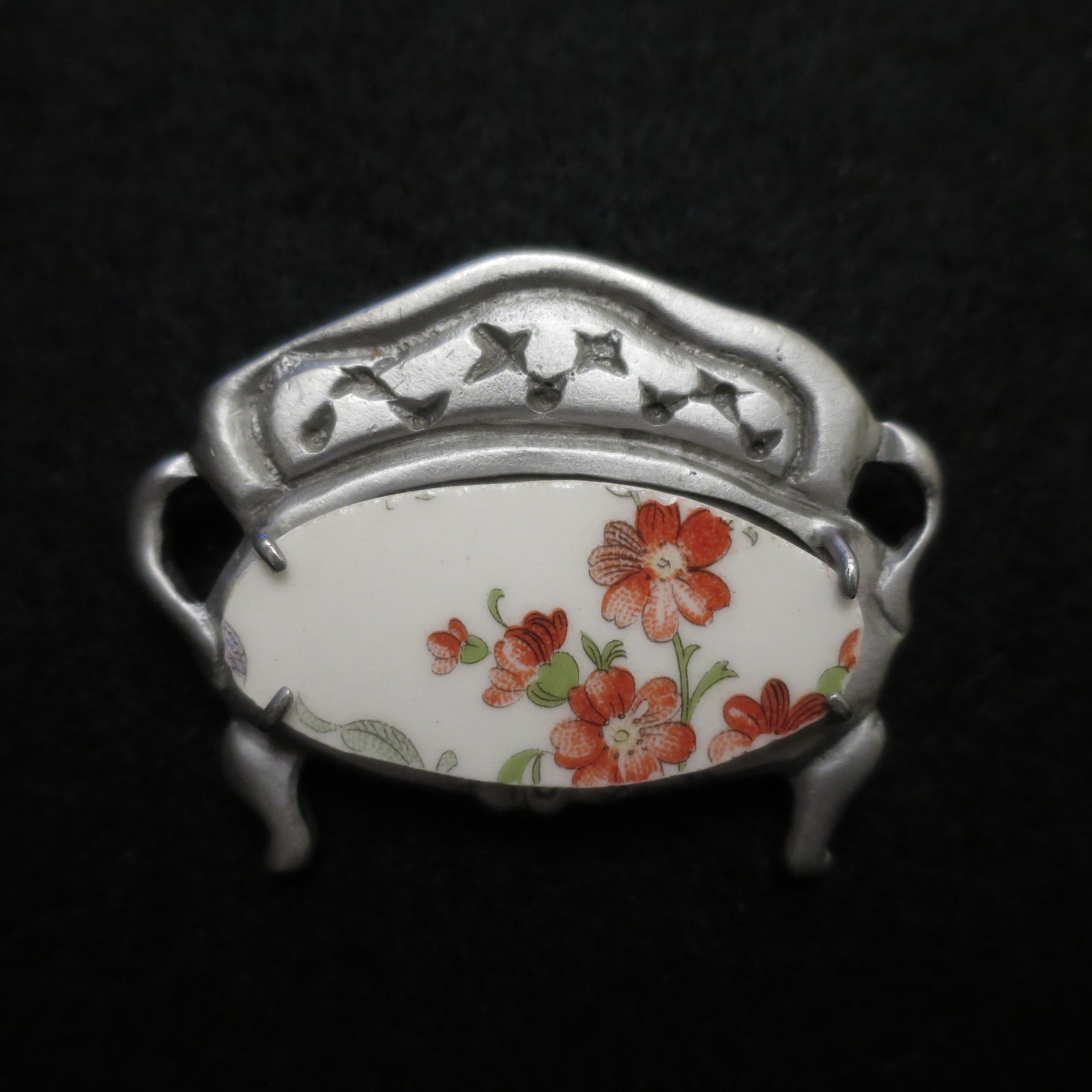 Home Style Co. Couch Brooch Cottagecore Cunningham & Pickett China Seat Sofa VTG