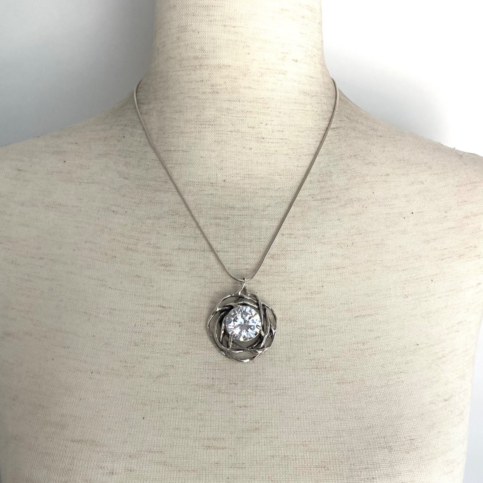 Sterling Silver 925 PZ Israel Large Round Modernist Pendant Necklace 18″