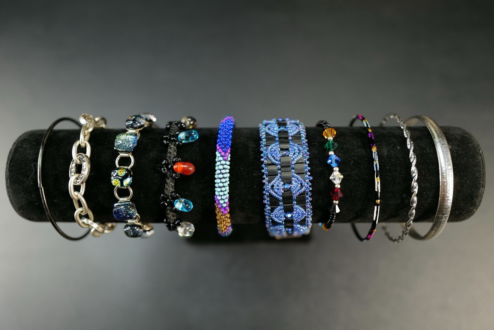 10 Pc Bracelet Silver Tone, Blue, Red, Pink & Black Mixed Styles Bangles I9