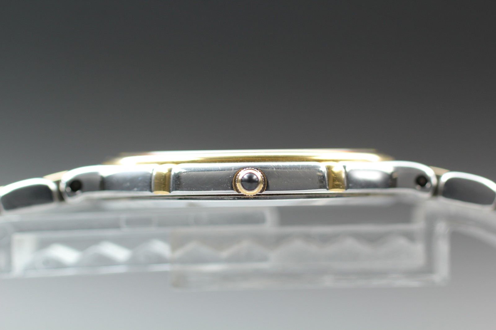 Vtg 1988 N MINT Seiko Dolce 5E30-6A00 Quartz Two-Tone Roman HAQ Mens Watch JAPAN