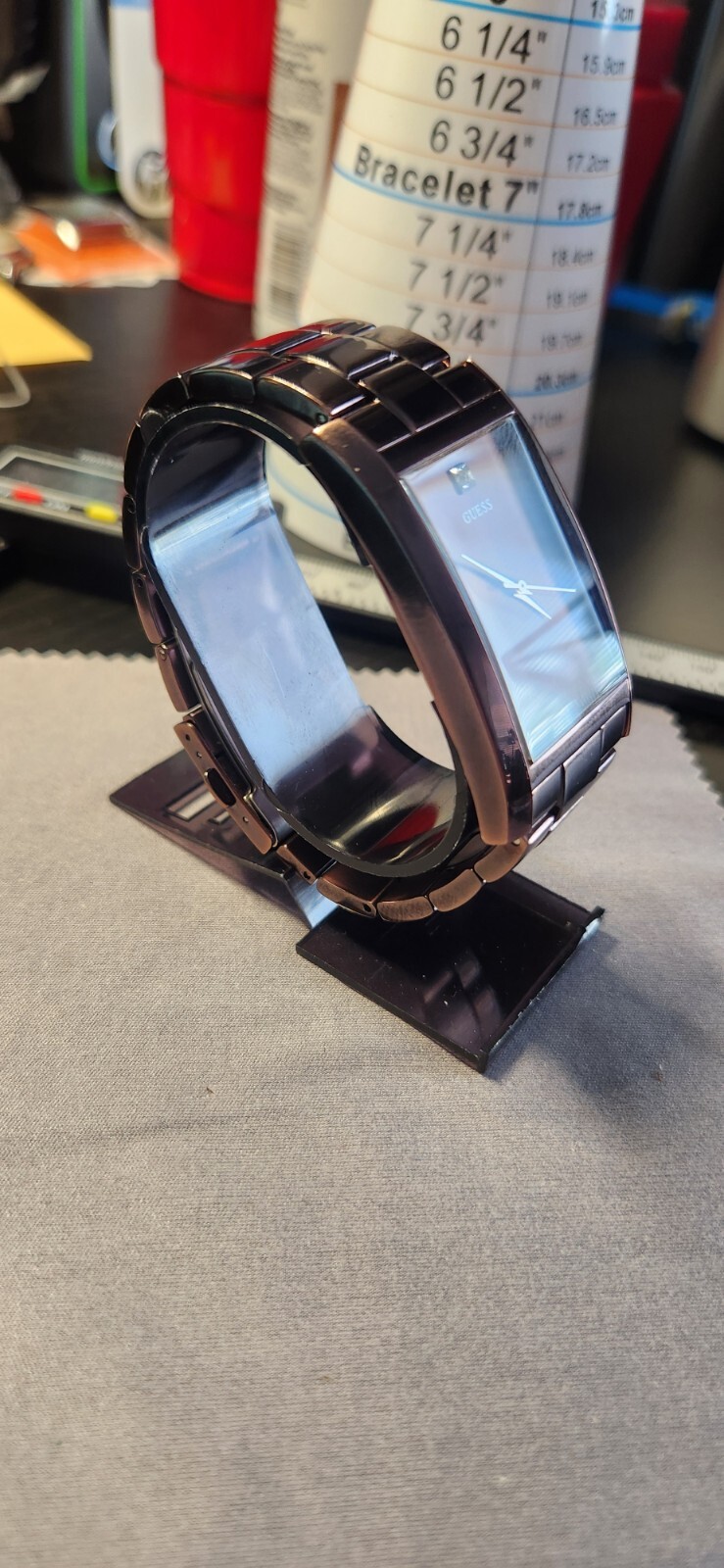 Guess dress/formal men’s watch 28mm case and a 6-1/2″ band