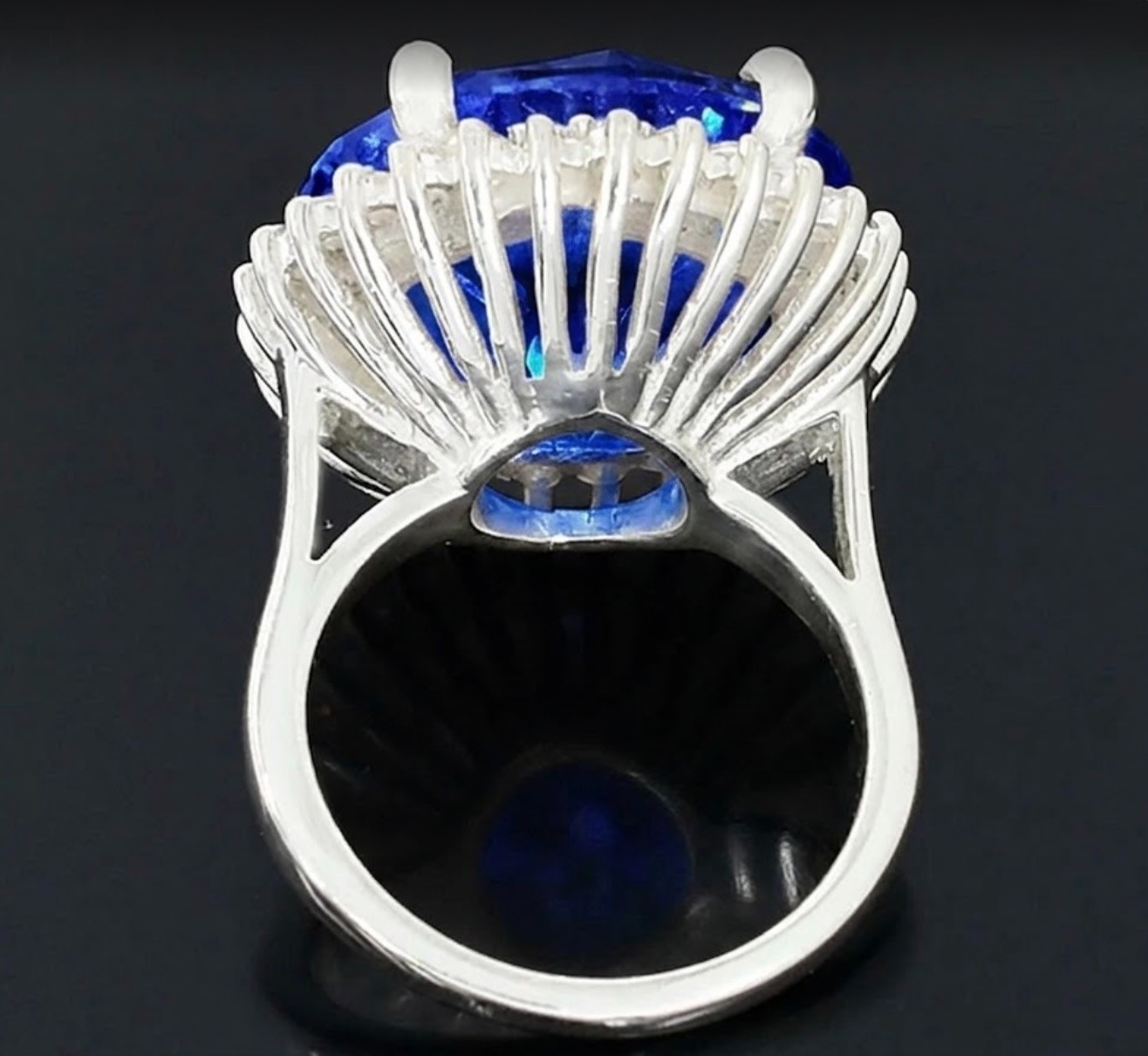 925 Silver, Gorgeous Azur Blue Diamond Solitaire Ring, 14 Ct Certified Treated