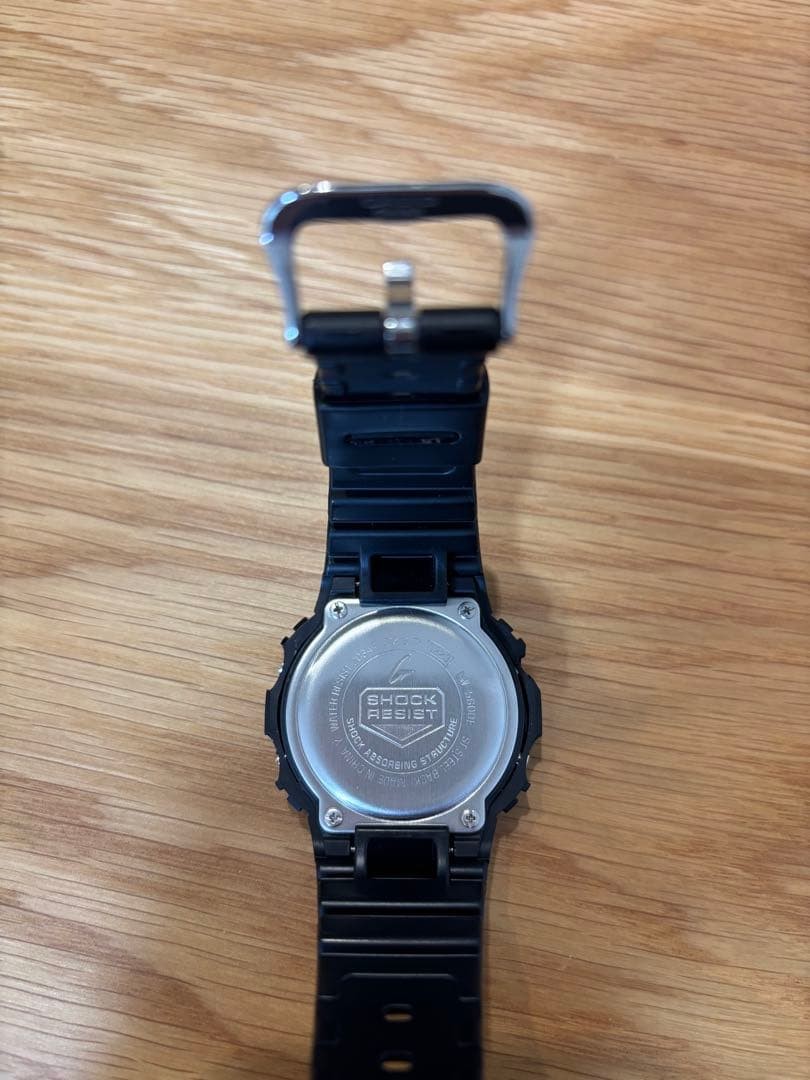 CASIO G-SHOCK DW-5600E-1