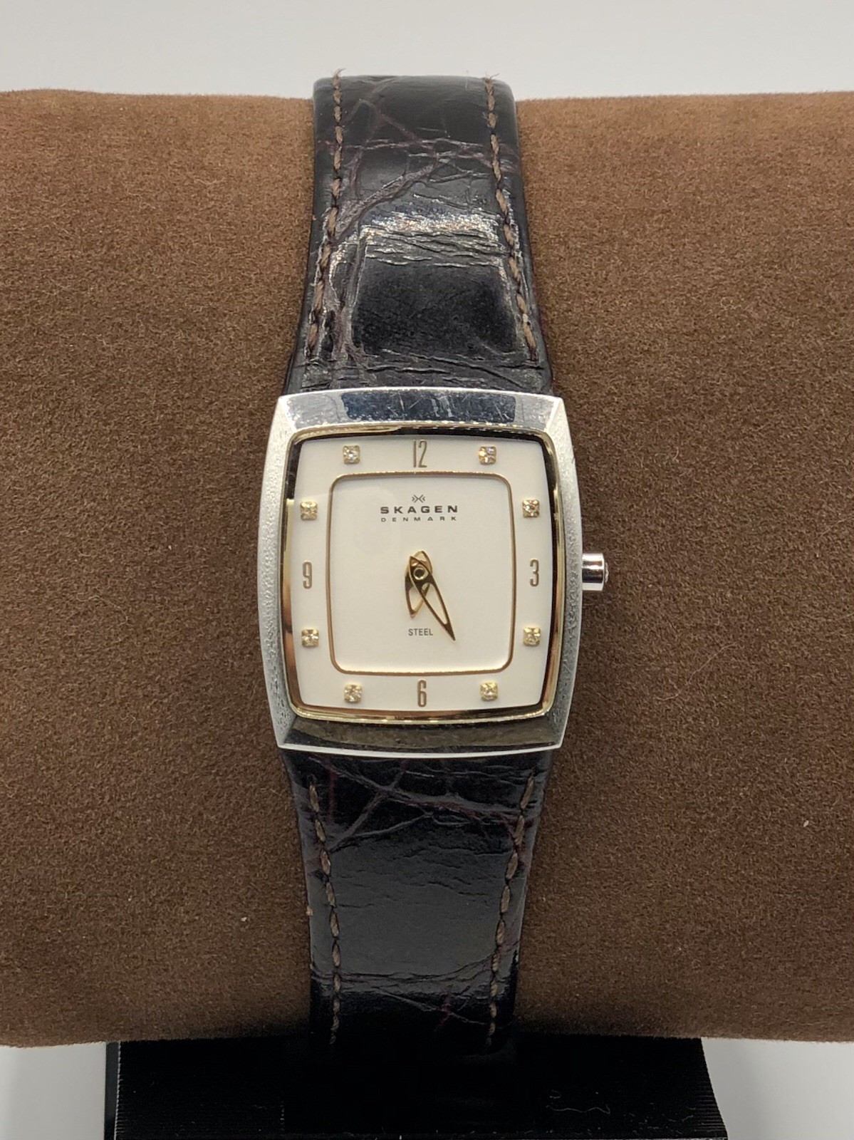 Skagen Denmark 380XSSLD4A1 Ladies Watch~Vintage Look~Crystal Hour Marks~New 🔋✅
