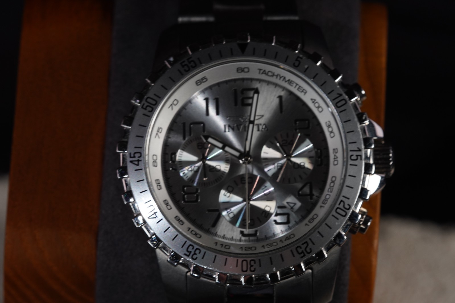 Invicta Specialty 6622 Chronograph Silver Dial Quartz Men’s Watch Miyota OS10 A