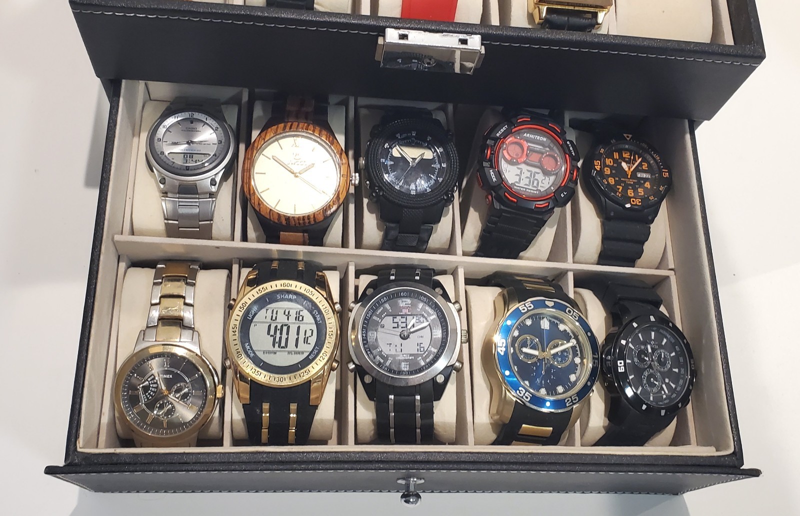 Watch Collection (14) Affordable Fashion Sports In Cabinet