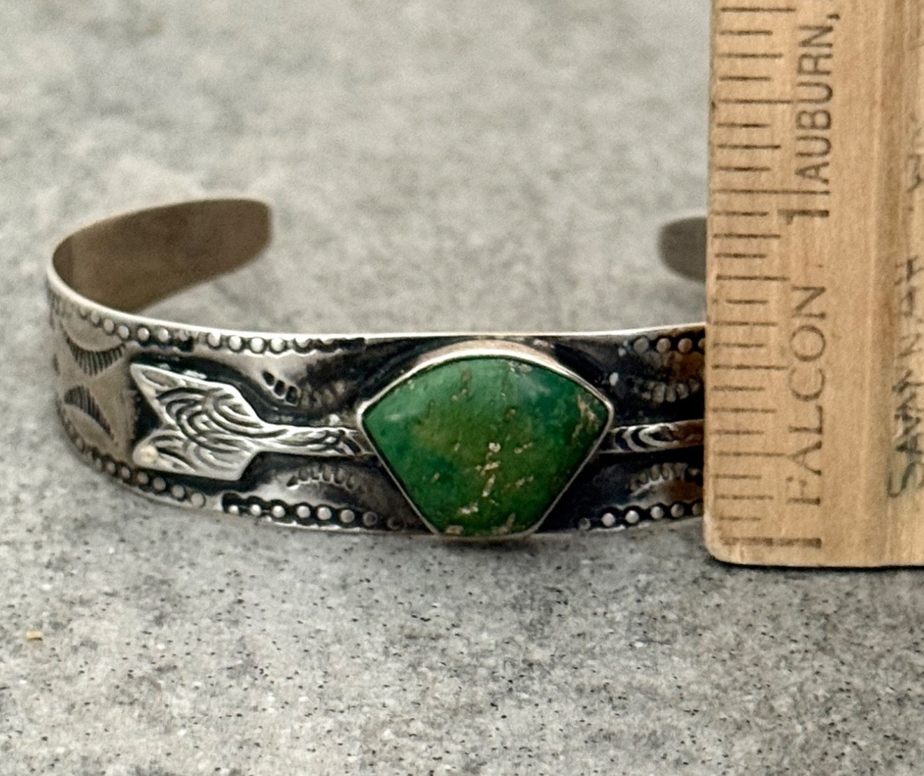 Vintage 40s FRED HARVEY era Navajo ARROW Turquoise Silver Bracelet 7.25 in