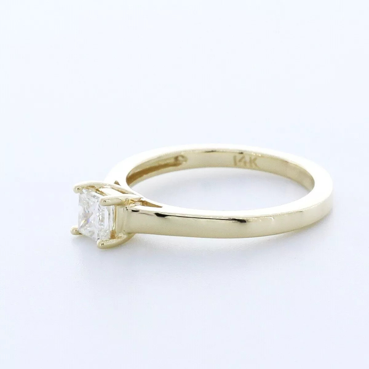 Solitaire Engagement Ring 14K Gold Princess 0.82 Carat Lab-Grown Diamond G VS2