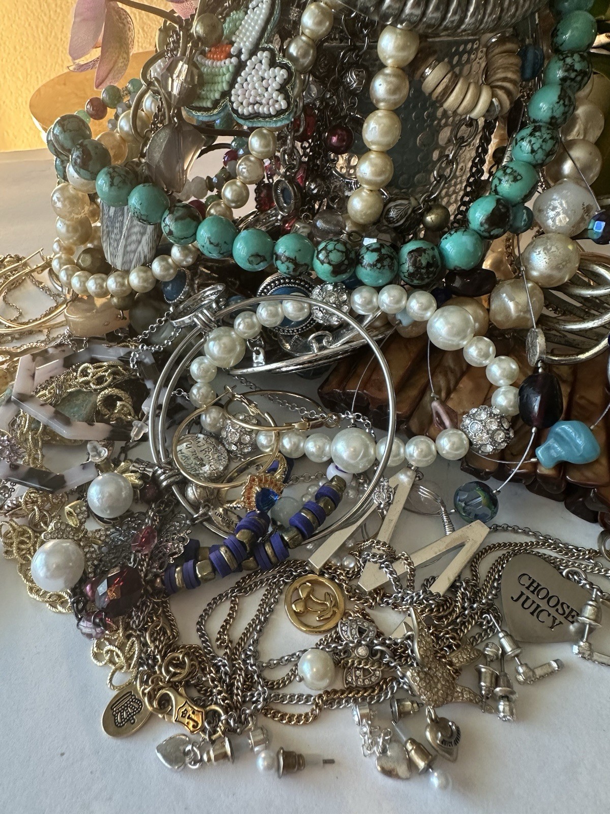 4.07 lbs vintage mystery jewelry jar lots