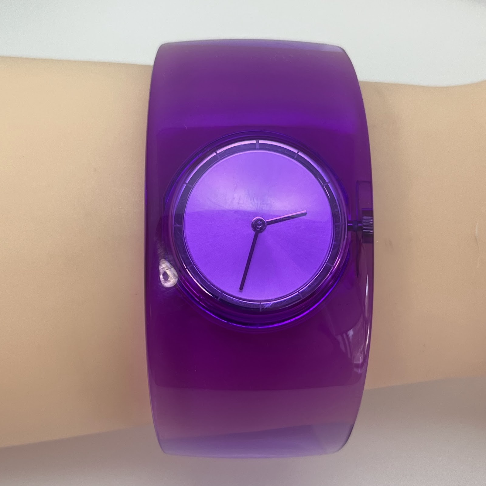 Seiko Issey Miyake O TOKUJIN YOSHIOKA Qz Japan Purple Bangle Watch w/Box #571B