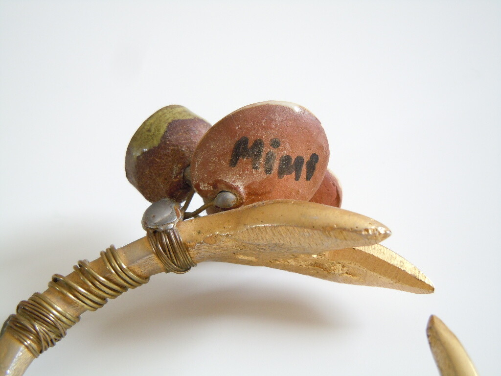 Bangle With Flower Decoration 81.4 G/6.8 X 6.6 Cm