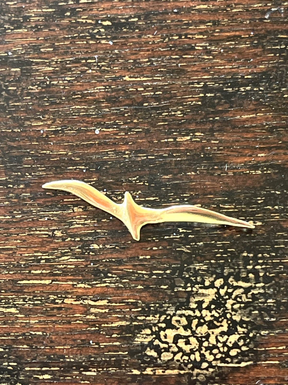 14K Solid Gold Seagull In Flight 40mm x 10mm Pendant Charm 16 inch Necklace