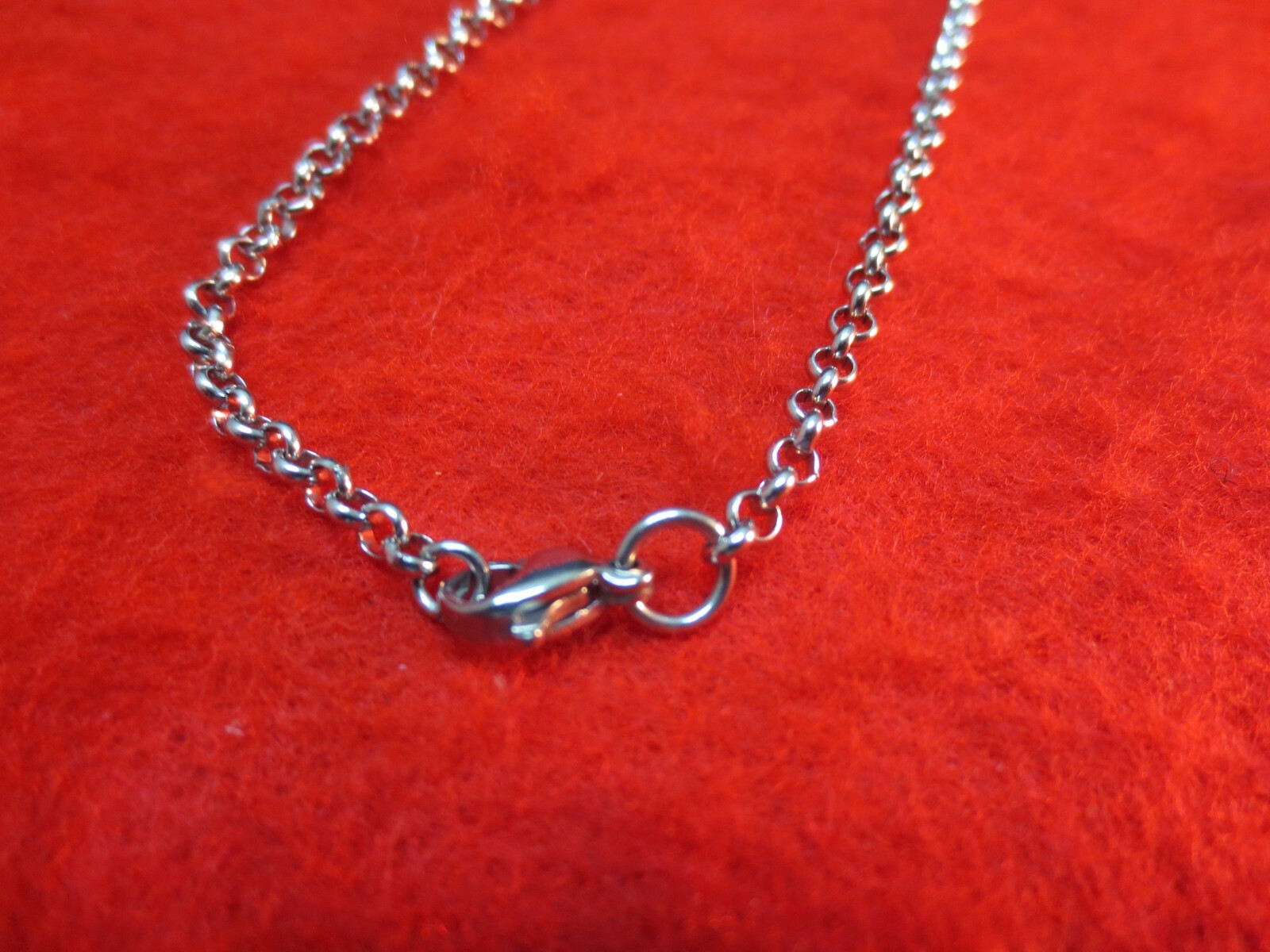 9 1/2 INCH STAINLESS STEEL SILVER 3MM FIGARO CHAIN ANKLET