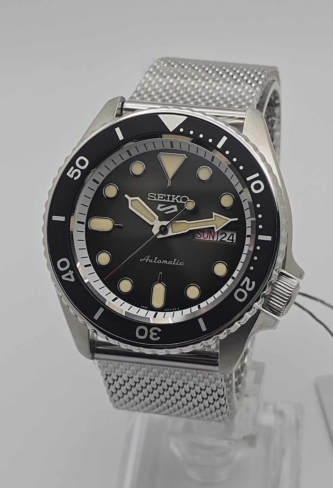 Seiko 5 Sports Suits Style SRPD73K1 Automatic 42.5mm Black Mesh Bracelet New