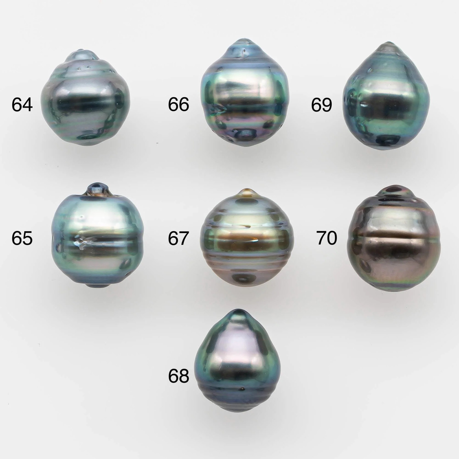 9-10mm Tahitian Pearl in Natural Color with High Luster and Minor Blemishes, On