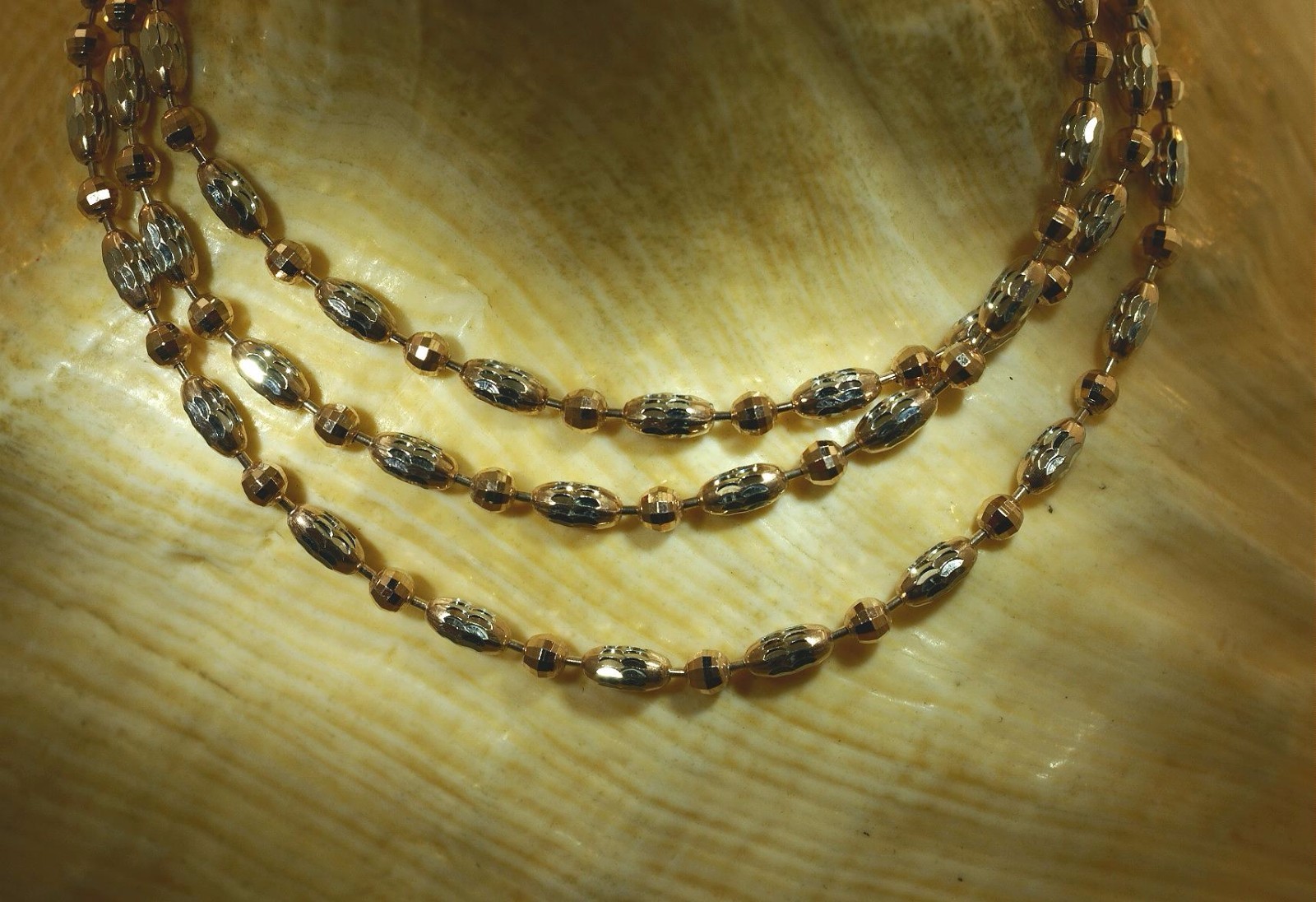 ITALIAN WHITE/ROSE GOLD PLATED 925 SILVER SPARKLY DC OVAL & BALL CHAIN NECKLACE