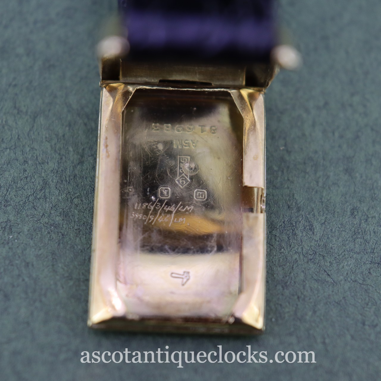 1930s 9ct gold Vintage Vertex Doctors watch