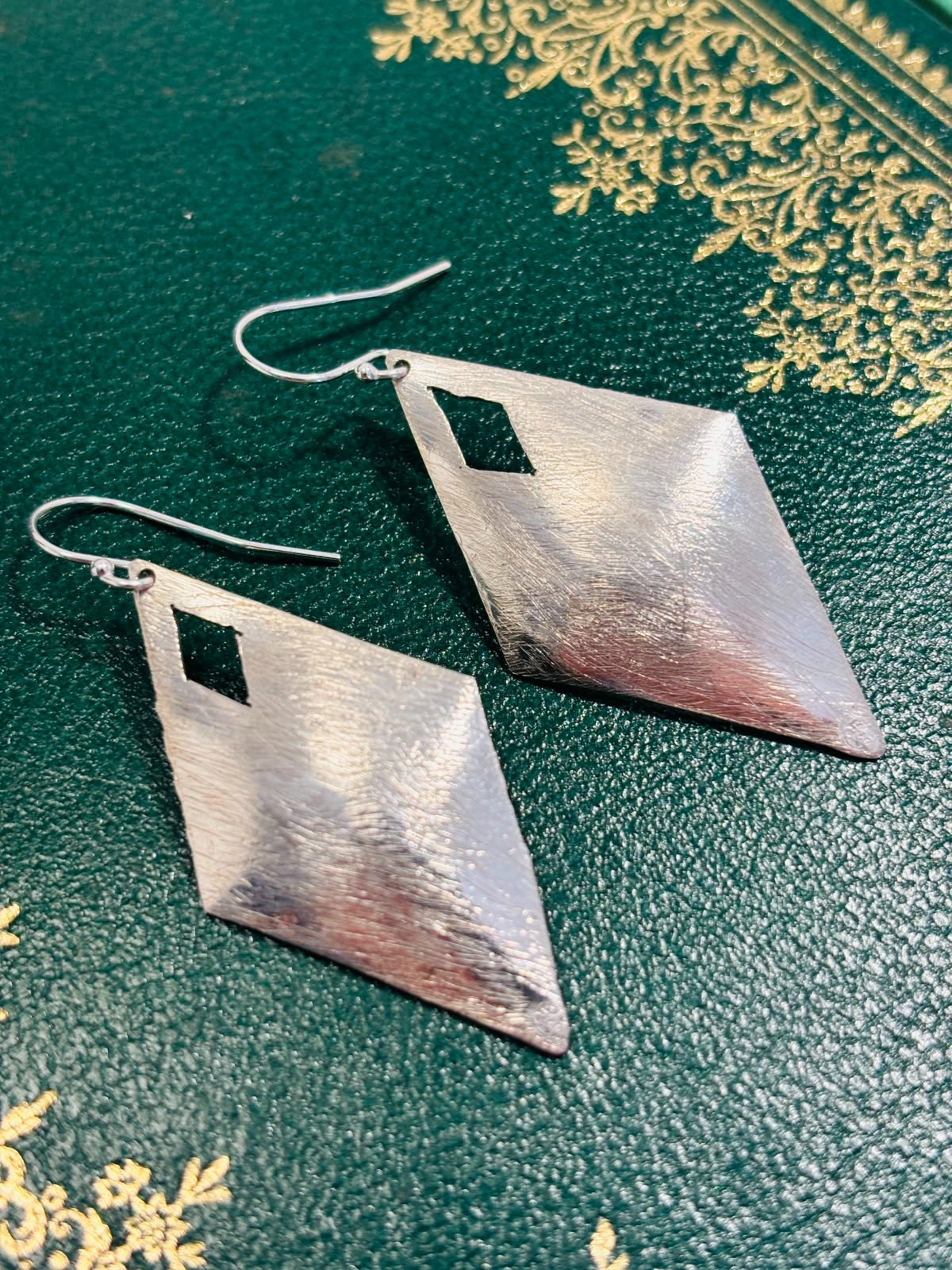 925 Silver 42x22mm Kite Drop Earrings Hook Settings Hand Made In UK HMJ099