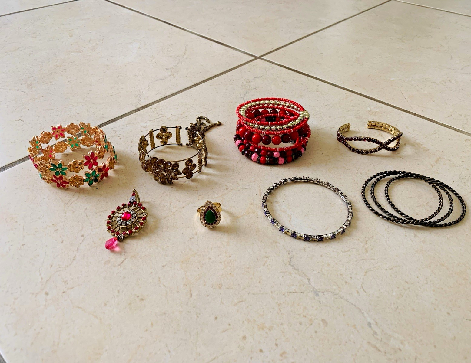 Women’s Fashion Jewelry Mixed Lot 8pc Bracelets, Bangles, Ring, and Locket