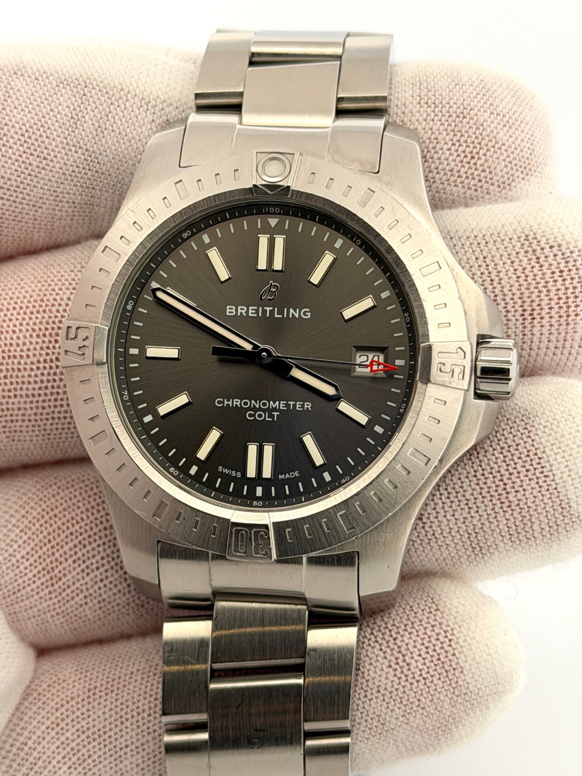 Breitling A17313 Chronometer Colt 41mm Gray Dial Automatic Stainless Steel
