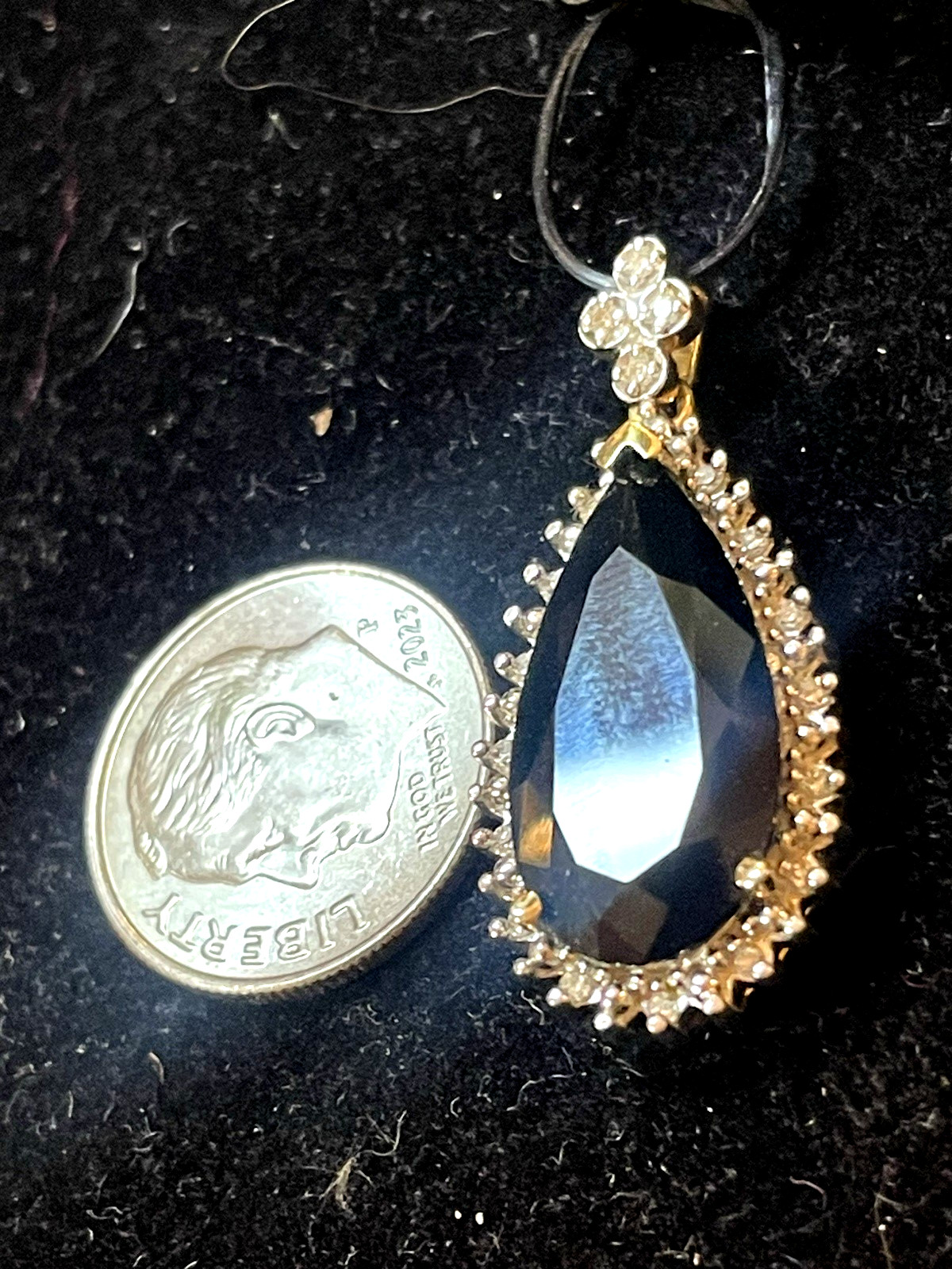 14K GOLD BLACK ONYX & DIAMOND PENANT SIGNED AJ NATURAL DIAMONDS 4.1 GRS 1.2 ‘L