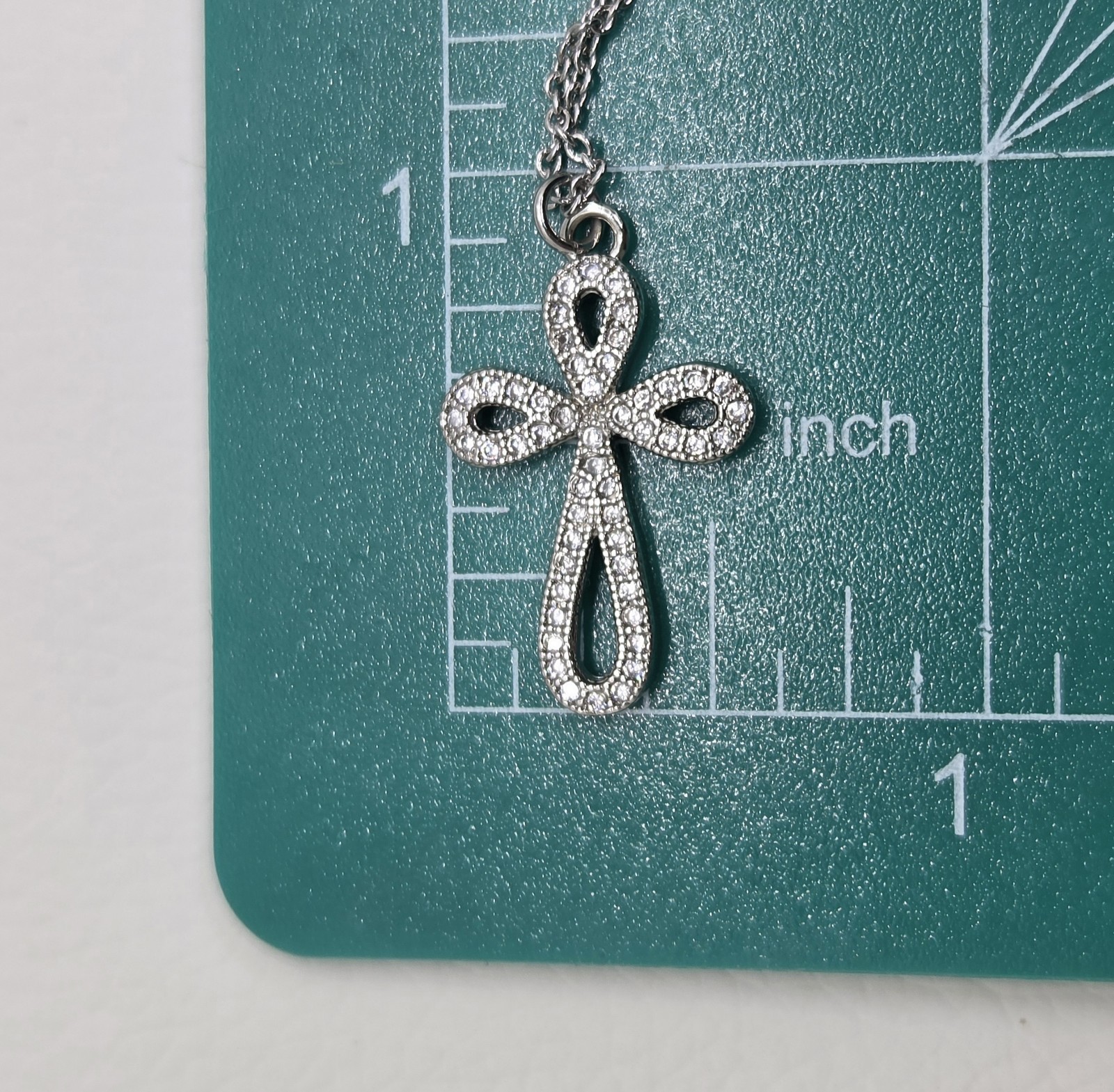 Alexa’s Angels Children’s Teen CZ Cubic Zirconia Silver tone Cross Necklace 16″