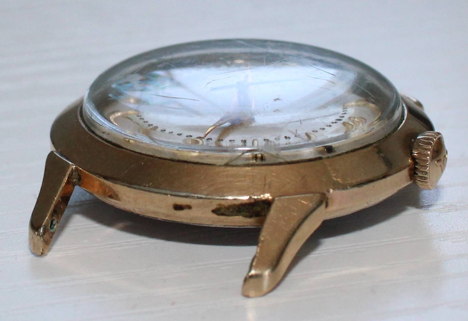 Vintage Wittnauer 10K Gold Filled Bezel Manual Wind Man’s Watch Running No Band