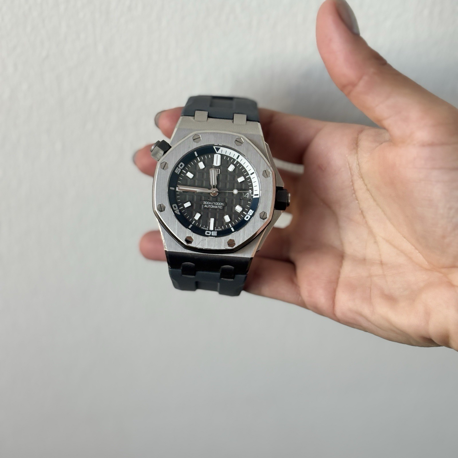 Audemars Piguet Royal Oak Offshore Diver 15720ST.OO.A009CA.01 Full Set