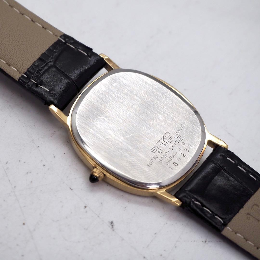 13 Operational SEIKO Watch DOLCE Gold Oval Men’s 1981