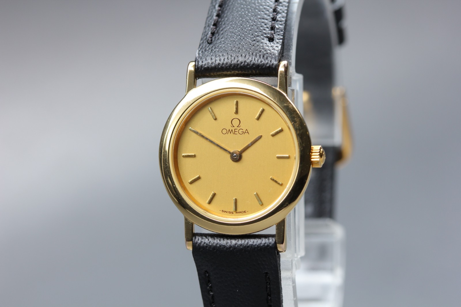 [Near MINT] Vintage 1991 OMEGA De Ville Cal.1459 Quartz Gold 22mm Women’s Watch