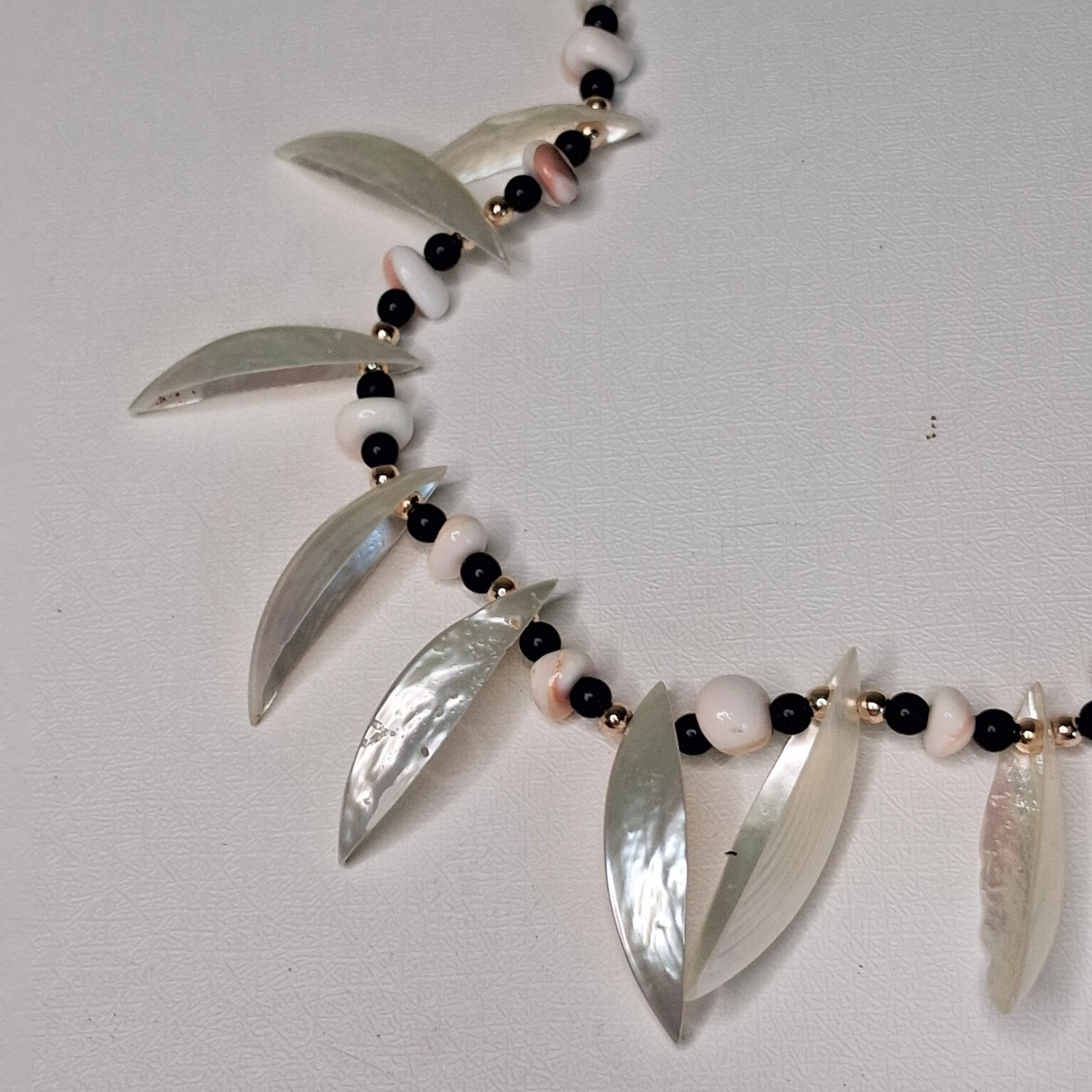 Boho Chic Shell Necklace Long Mother of Pearl Dangle Beads Vintage Beach Jewelry