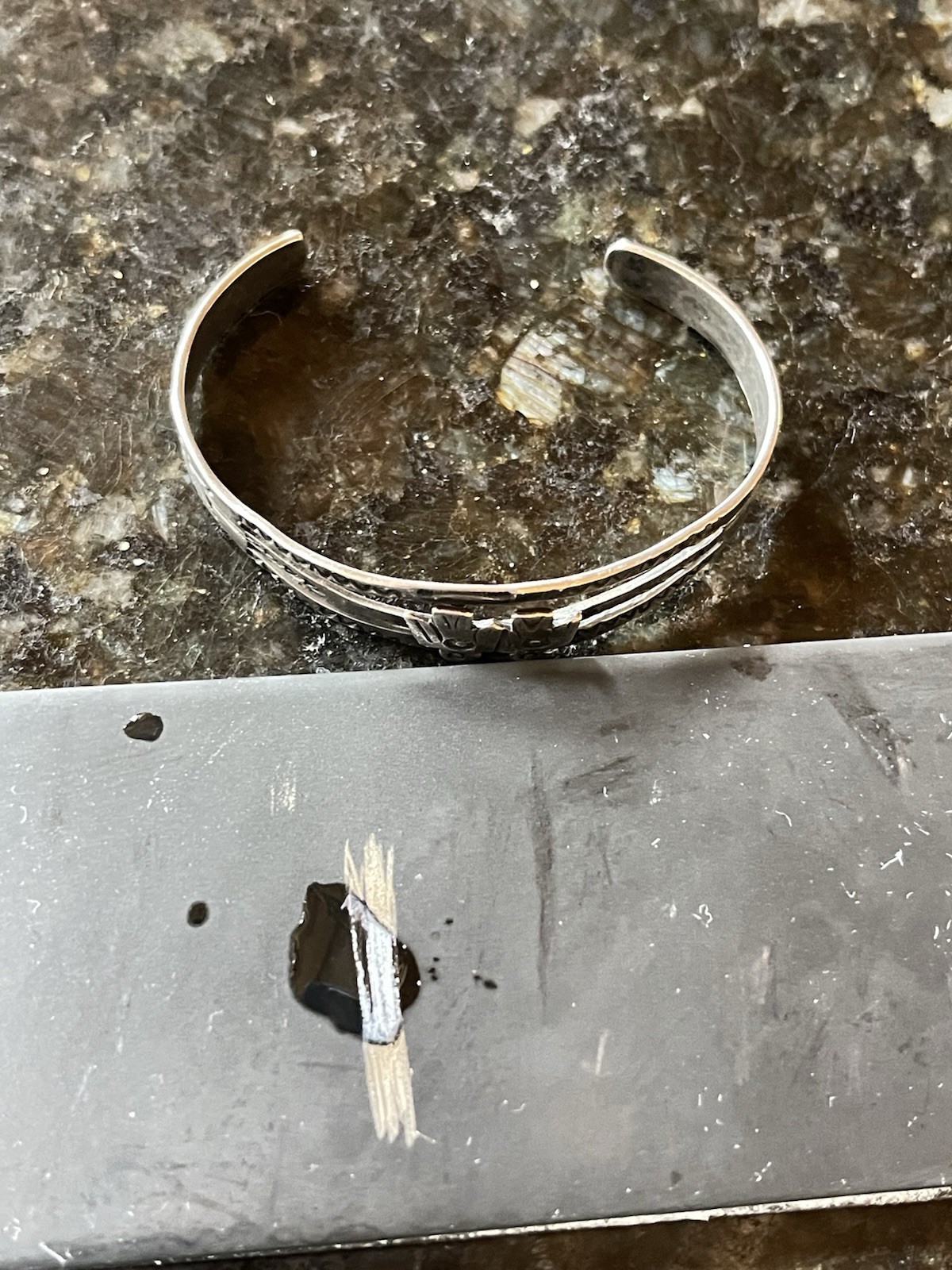 FRED HARVEY ERA Navajo THUNDERBIRD Sterling silver Cuff Bracelet Southwest Small