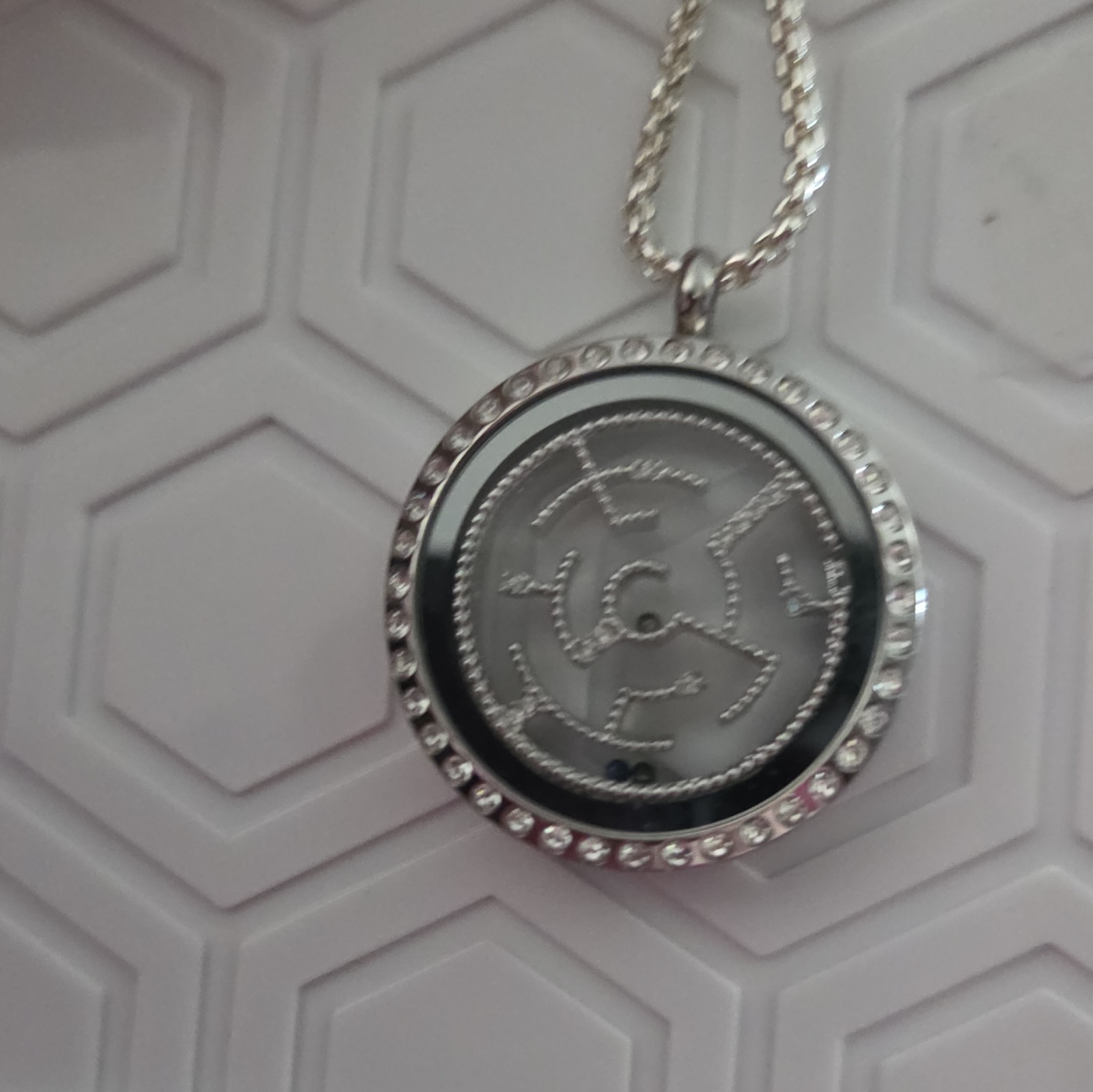 Origami Owl Silver Hinge Locket W/ Maze Window & Chain