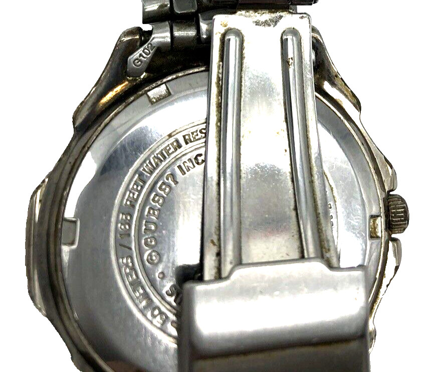 GUESS WaterPro – 50 Meter/165 Feet Water Resistant Watch
