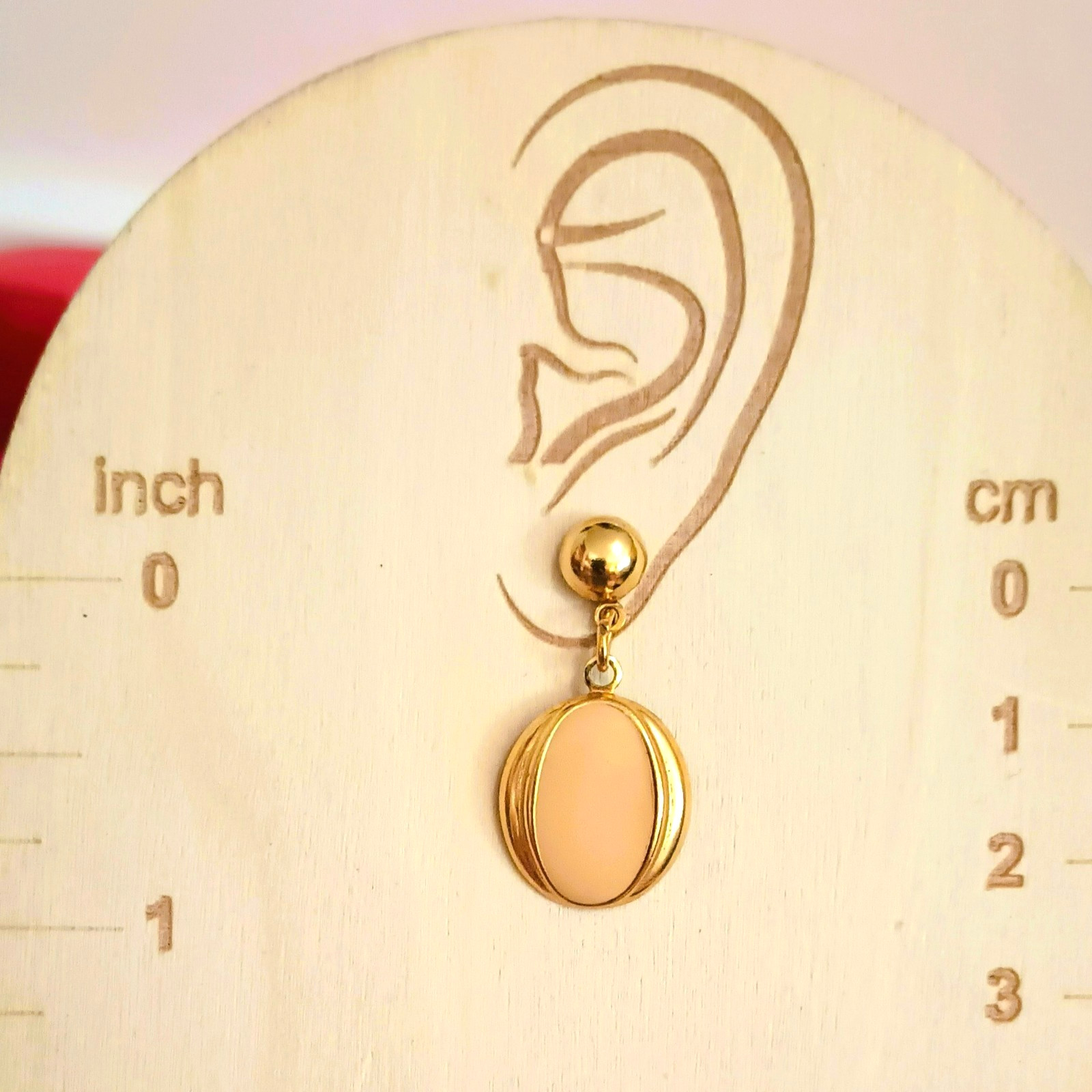 Peach Enamel Oval Drop Earring 1″ Gold Tone Post Retro Light Dangle Jewelry