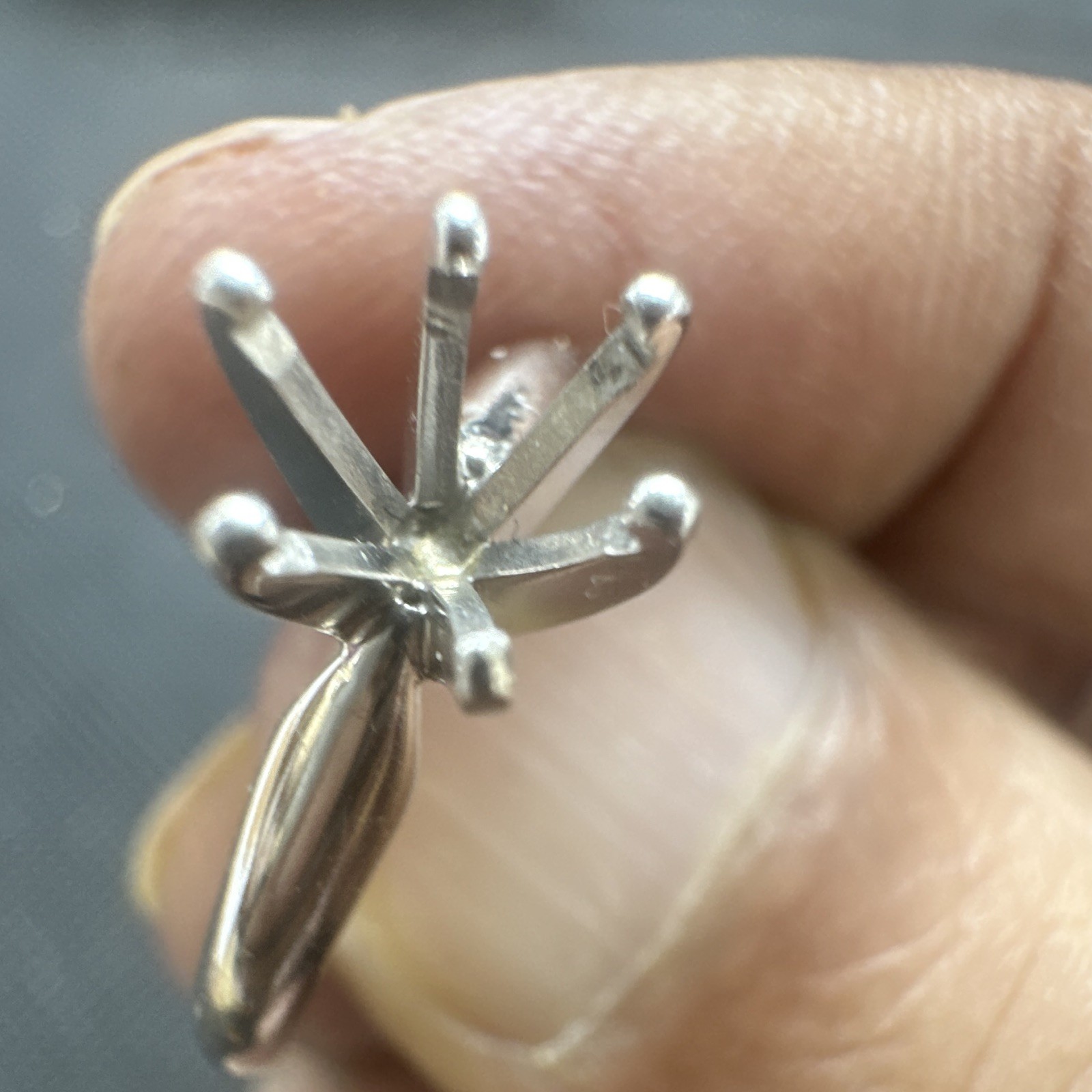 14k Solid White Gold 6-Prong Engagement Ring Setting NoStone Size 7 3mm Resizebl