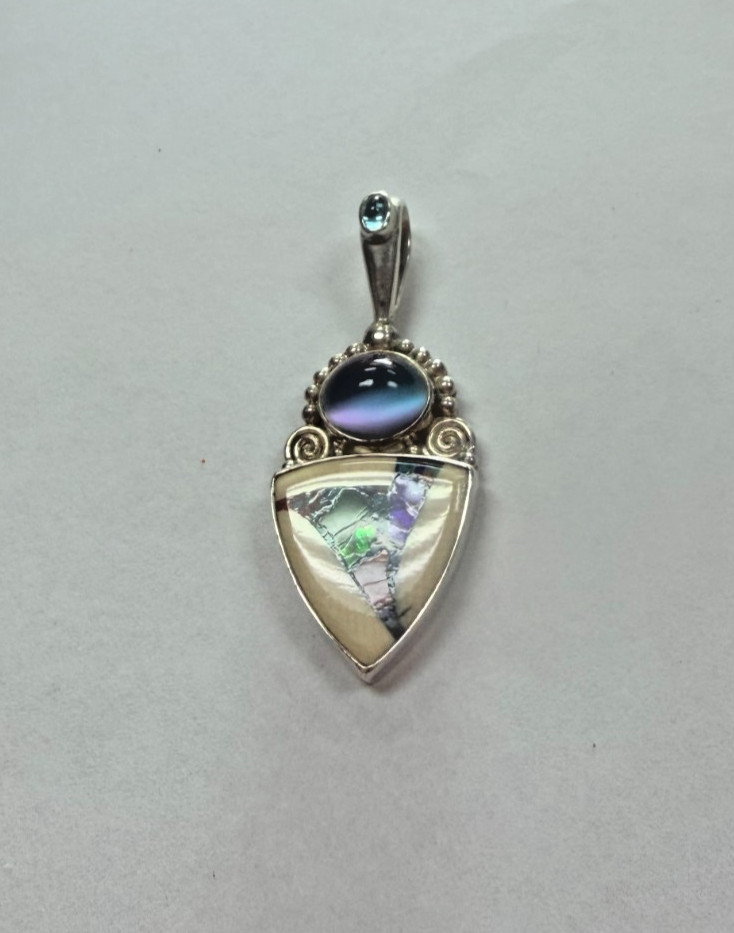 SAJEN Shield Design Drop Pendant with Multi Stones [076DuW]