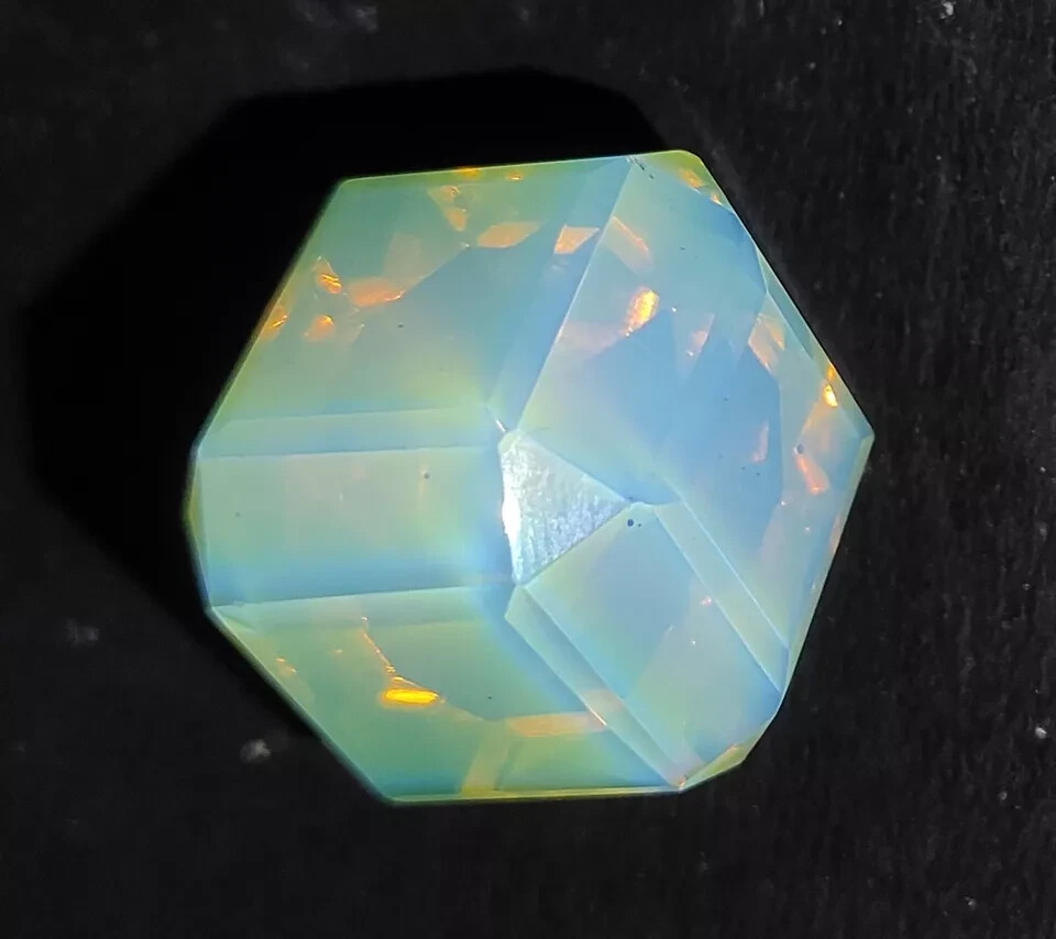Green Opal Cube Welo Australian Certified Untreated Natural 121.85 Ct Gemstone