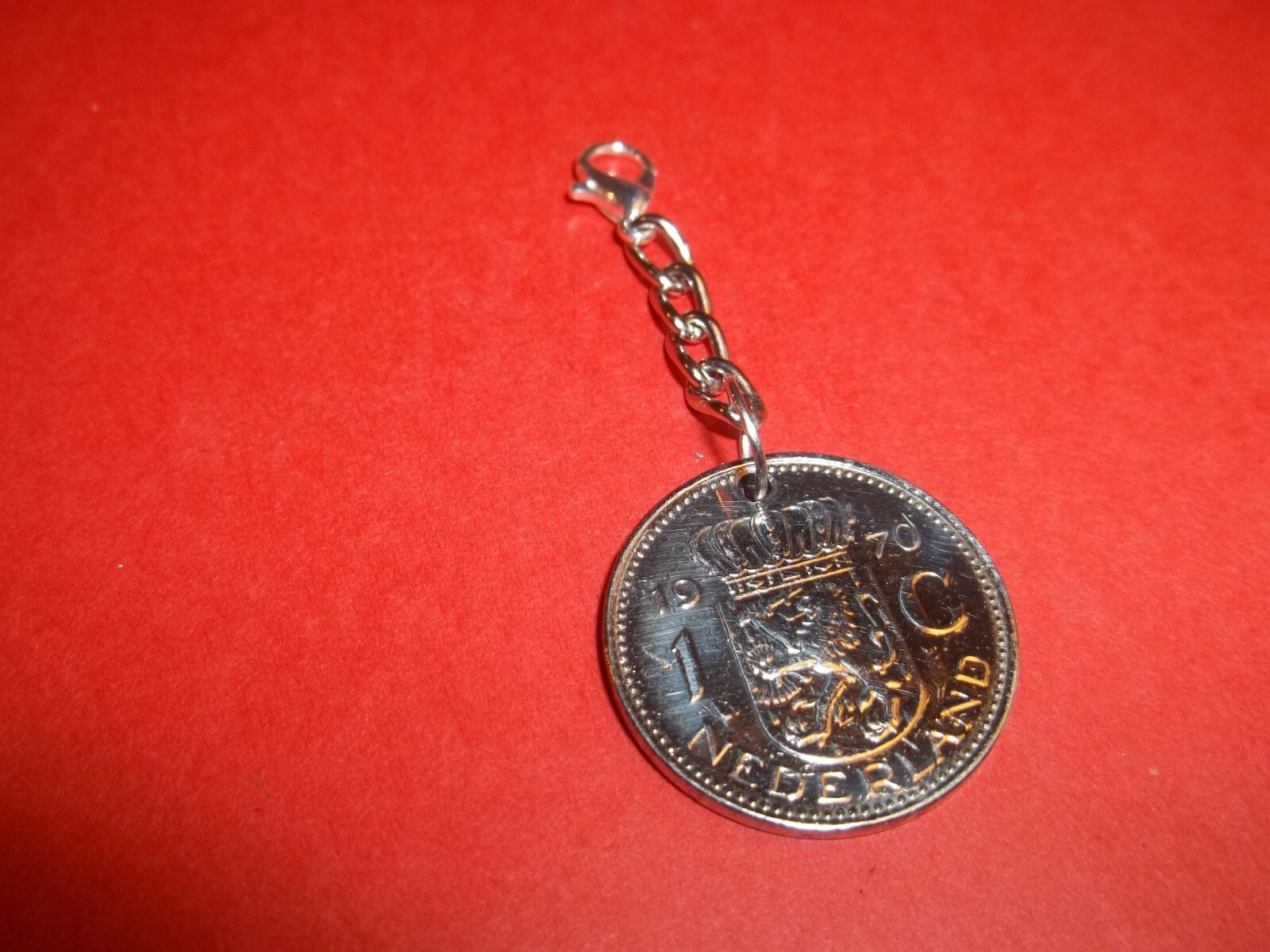 ONE GUILDER COIN – NETHERLANDS – PENDANT / CHARM – 1967 to 1980