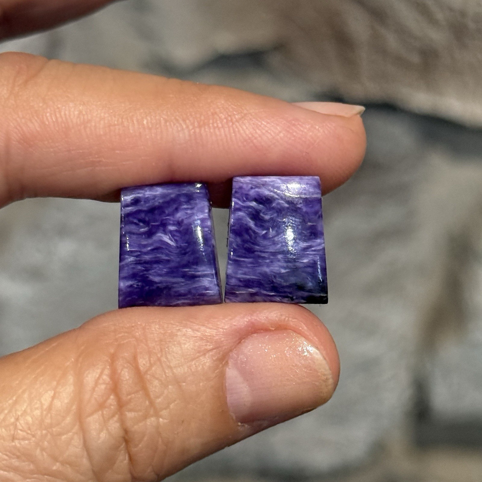 18.8ct 15.2×12.4×4.4mm Pair Purple Smooth Charoite Cabochon Gemstones Earrings