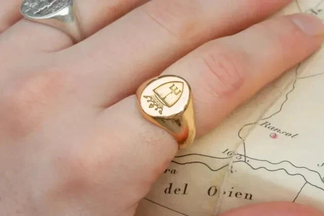 Coat of Arms Chevaliers Heraldry Victorian Signet Ring 14K Yellow Gold Plated
