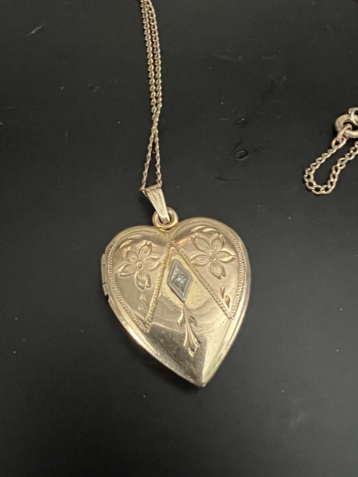 Vintage 1/20 12KGF Yellow Gold Heart Locket Flower Stone & 1/20 12KGF 24” CHAIN