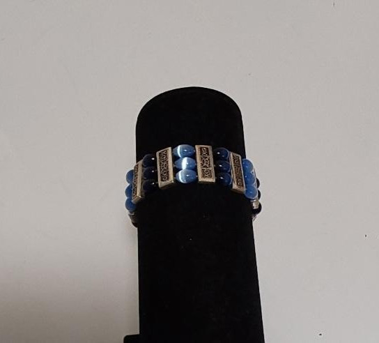 Blue beaded Silvertone Stretch Bracelet