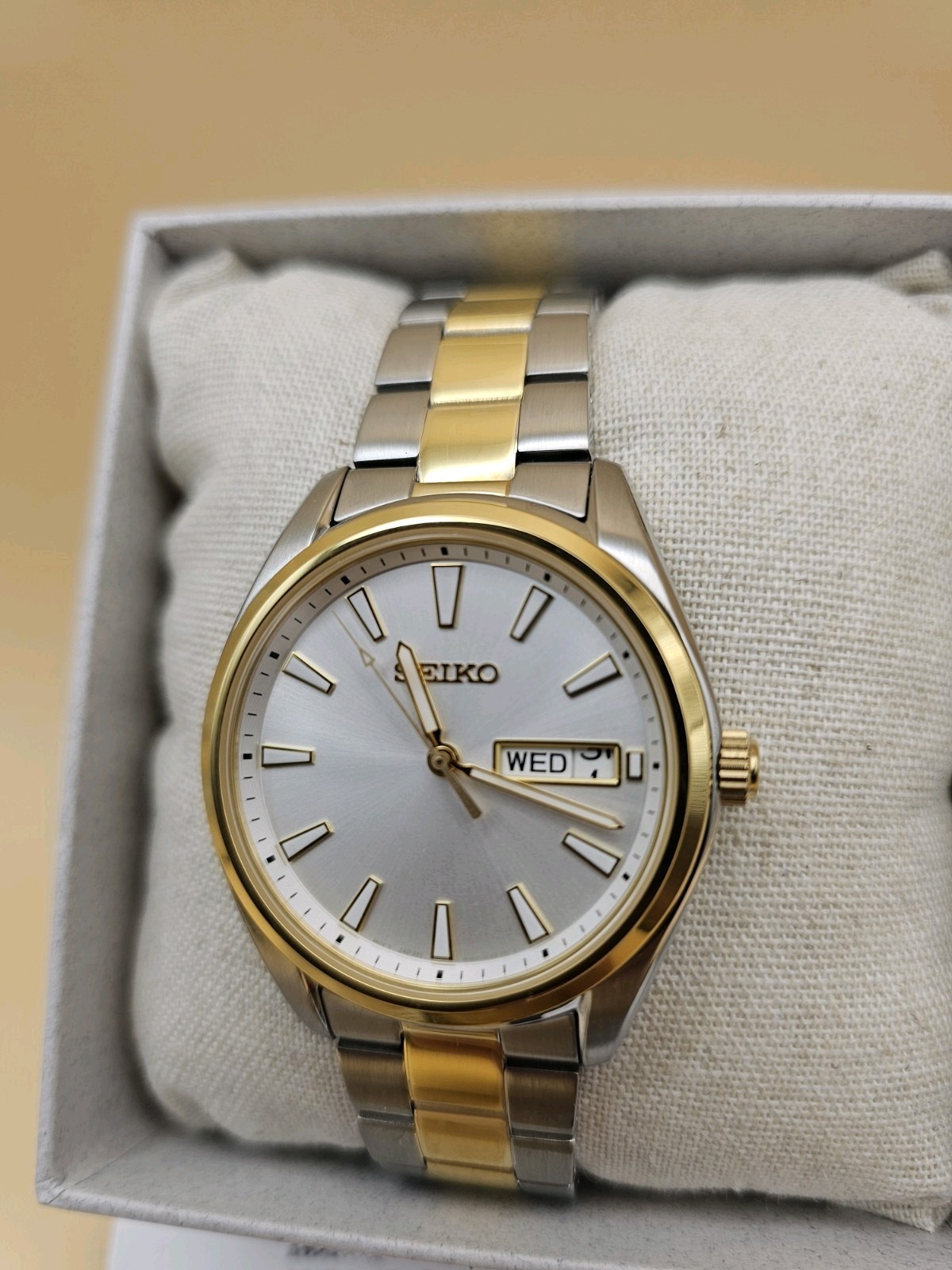 Seiko Neo Classic Quartz Silver Dial Men’s Watch SUR446P1