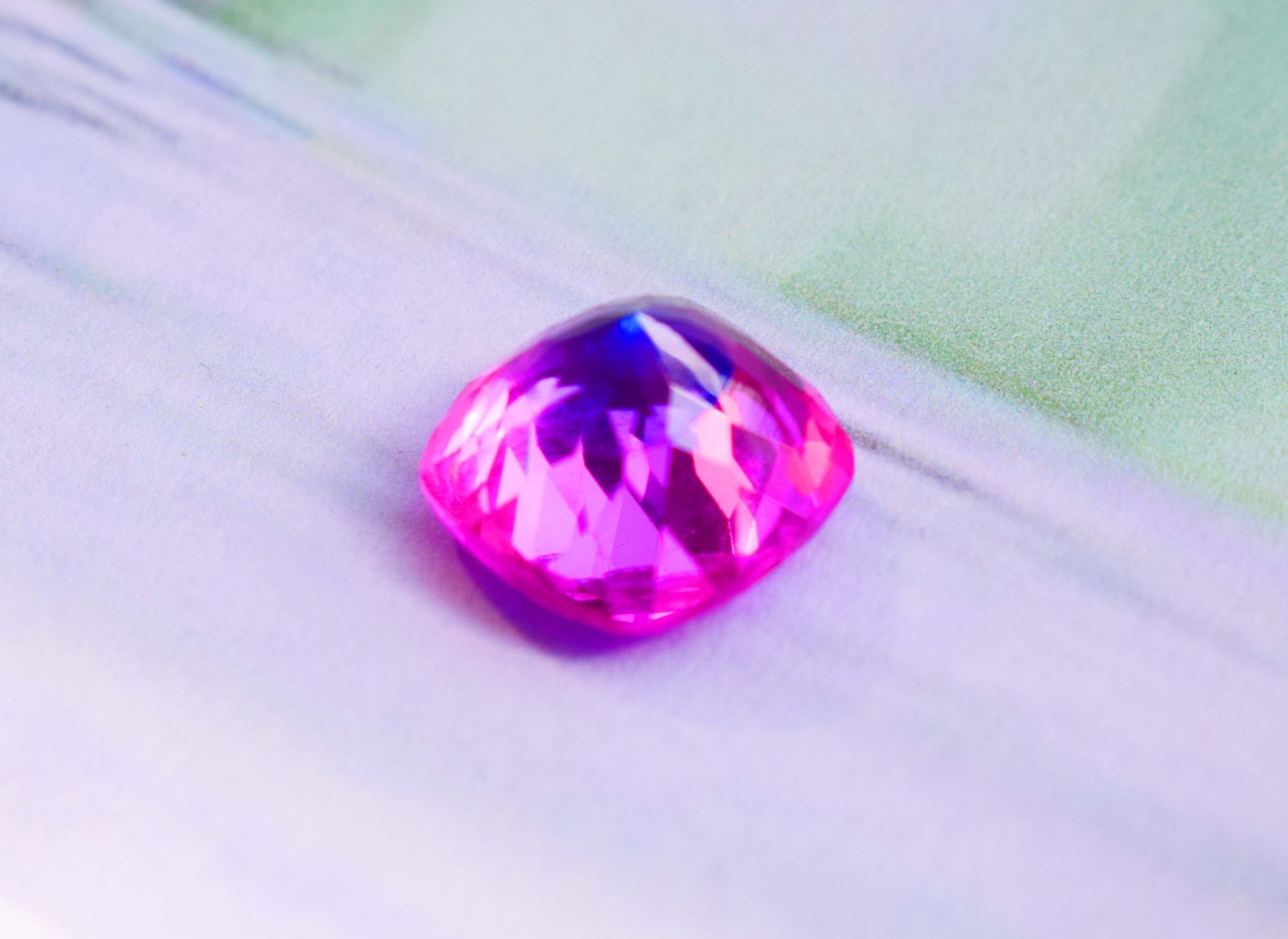 Natural Bicolor Pitambari Sapphire Gemstone 12Ct Cushion cut Loose Pitambari Gem