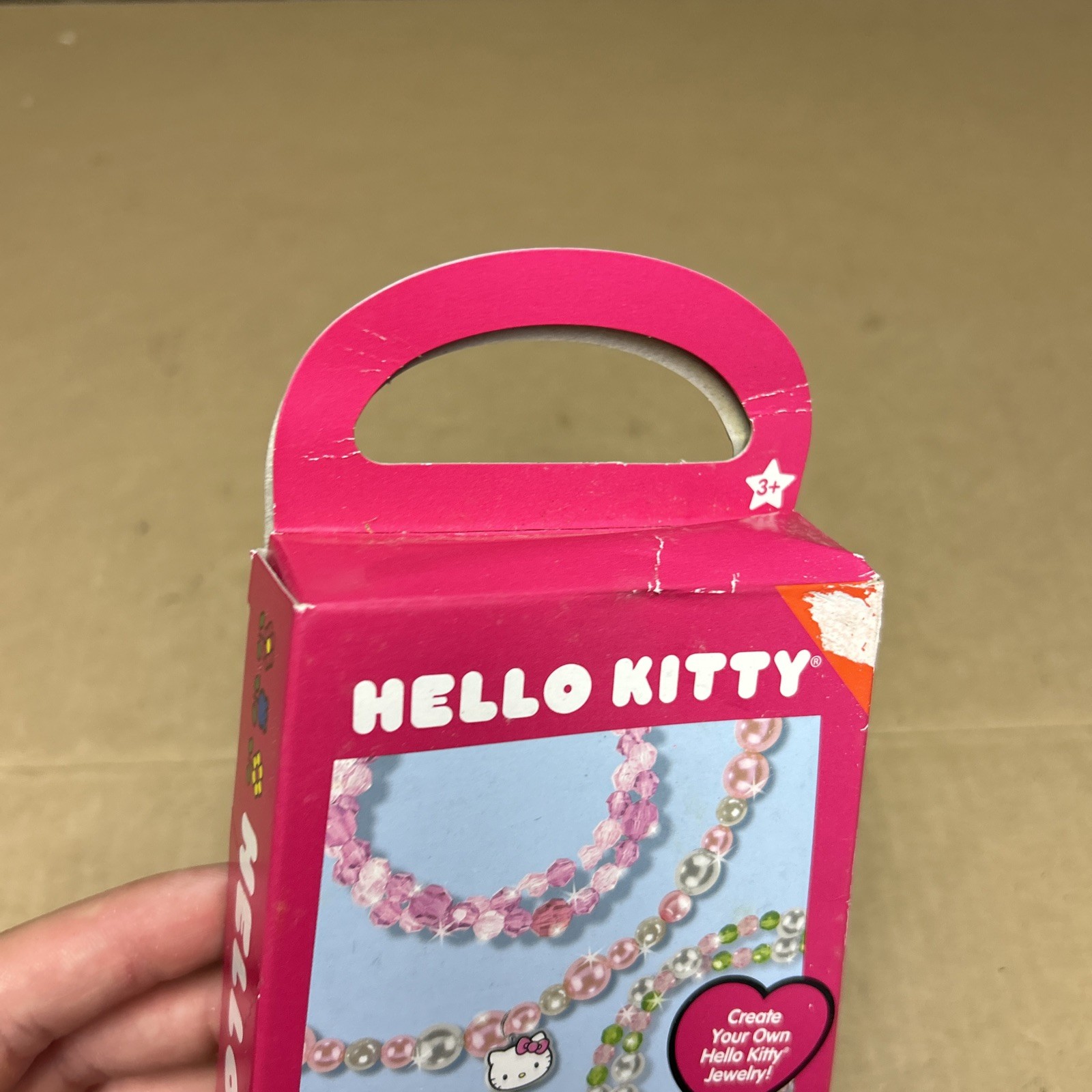 HELLO KITTY Designer Shoelace Bracelets Beads Create Your Own Sanrio 2014 NEW 