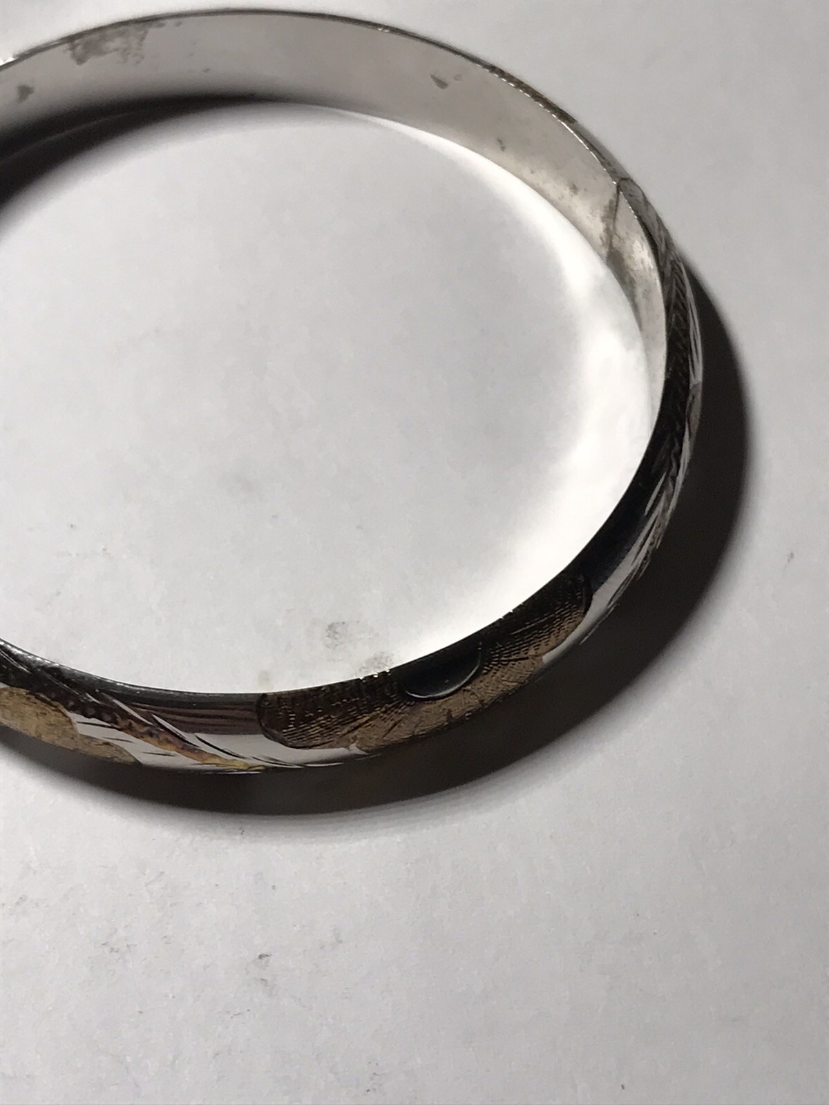 Kids victorian Sterling silver bangle Jewelry With Safety Chain 2.5”