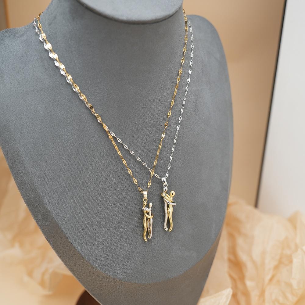 Stainless Steel Couple Hugging Necklace Pendant Gold Silver Love Chain Gift 2Pcs